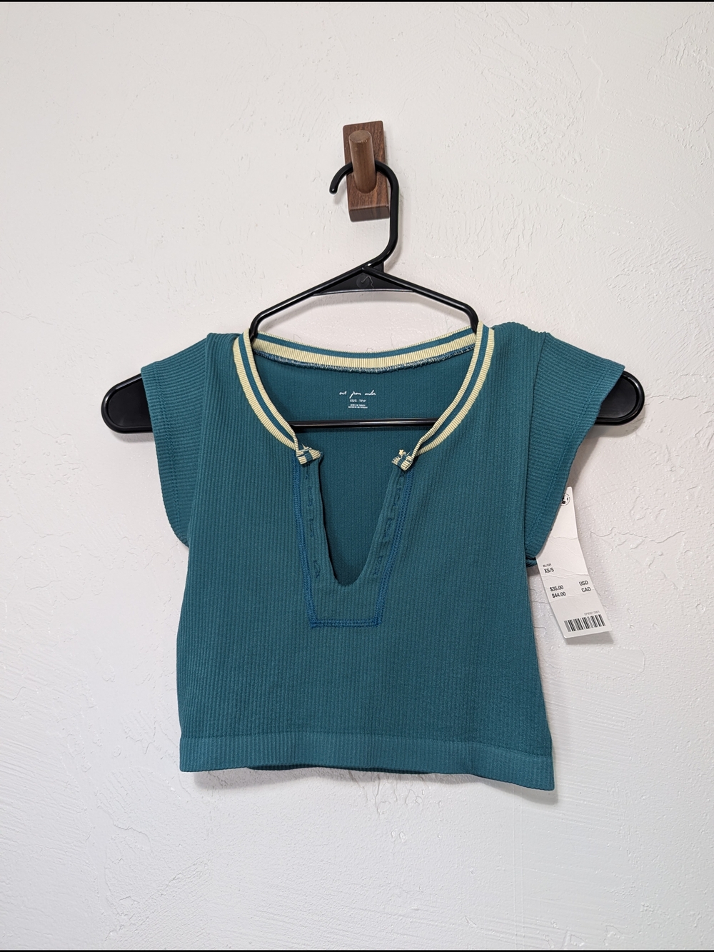 Out From Under Teal Ribbed V-Neck Crop Top XS Cute Stretchy Summer Festival NWT